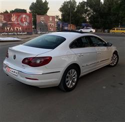 فولكسفاغن باسات CC